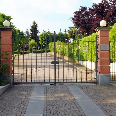 Bed and Breakfast Briatore *
